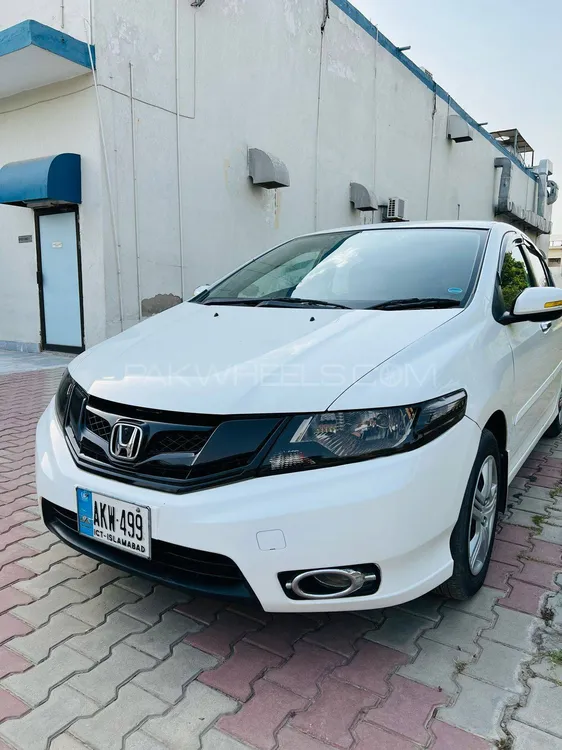 Honda City 2018 for Sale in Islamabad Image-1
