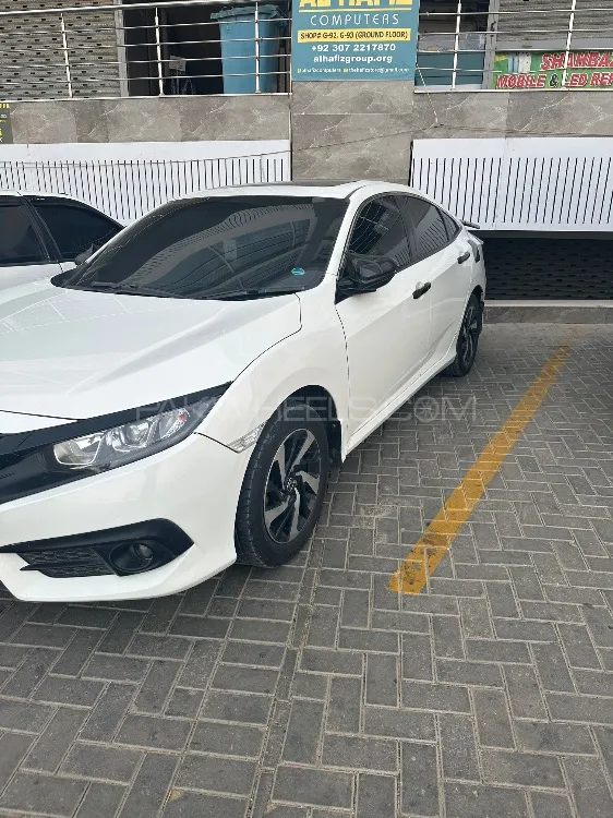 Honda Civic 2018 for Sale in Karachi Image-1