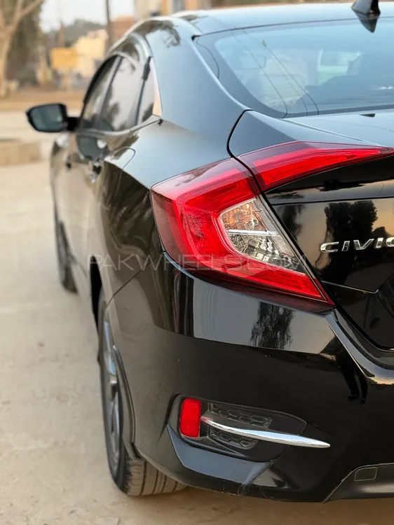 Honda Civic 2021 for Sale in Sahiwal Image-1