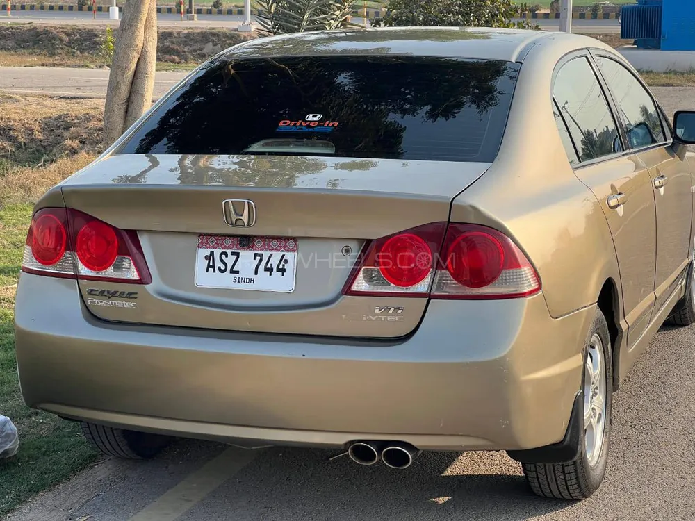 Honda Civic 2010 for Sale in Rahim Yar Khan Image-1