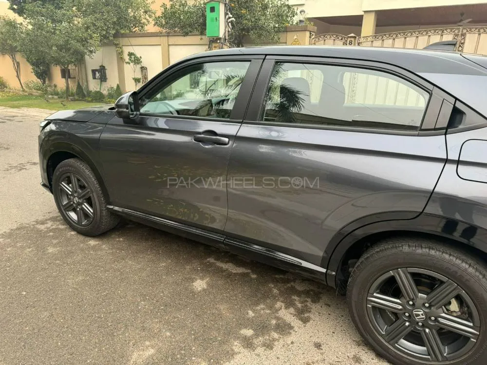 Honda HR-V 2023 for Sale in Lahore Image-1