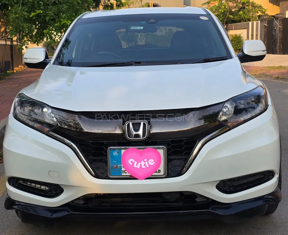 Honda Vezel 2016 for Sale in Rawalpindi Image-1