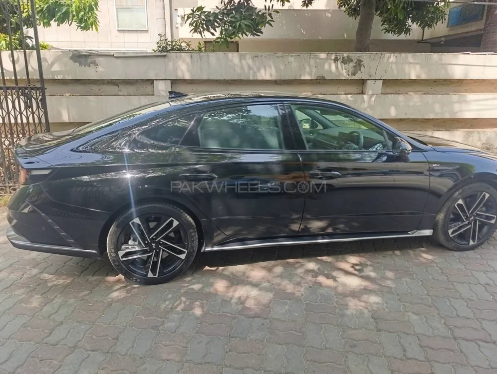 Hyundai Sonata 2025 for Sale in Lahore Image-1