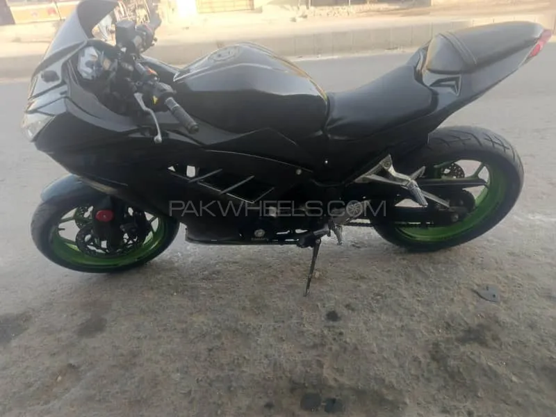 Kawasaki Ninja 250R 2018 for Sale Image-1