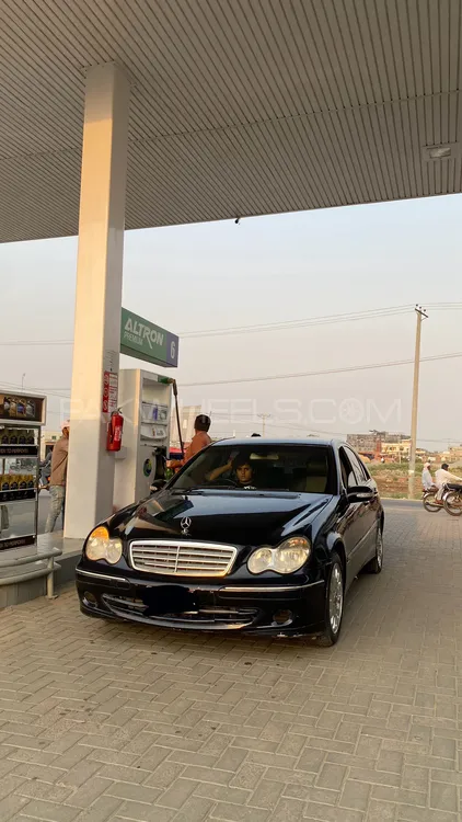 Mercedes Benz C Class 2007 for Sale in Islamabad Image-1