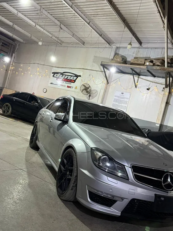 Mercedes Benz C Class 2012 for Sale in Karachi Image-1