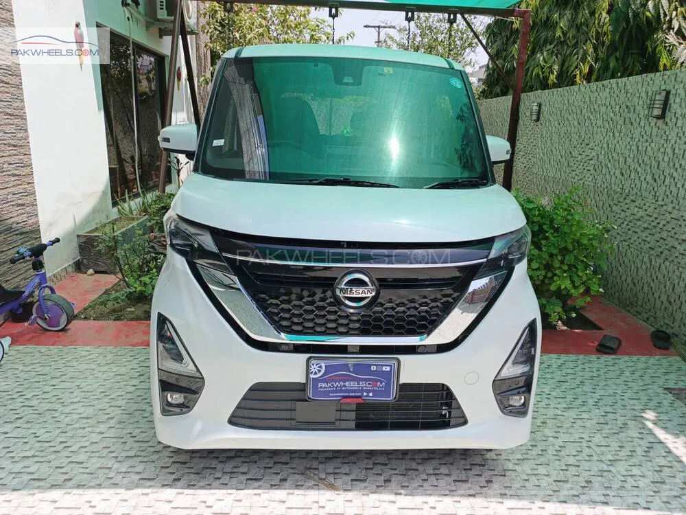 نسان روکس 2022 for Sale in لاہور Image-1