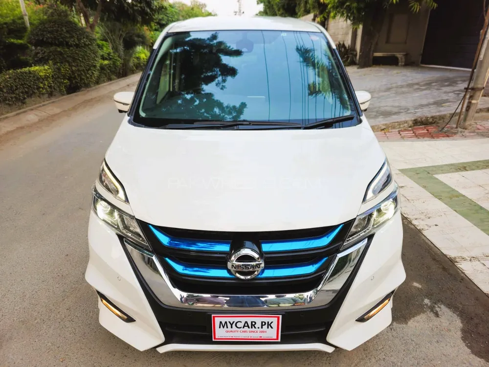 نسان سرینا 2019 for Sale in لاہور Image-1