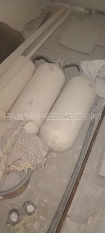 santro car baby Cylinder Image-1