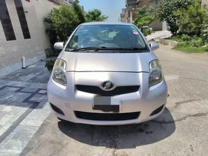 Toyota Vitz F 1.3 2009 for Sale