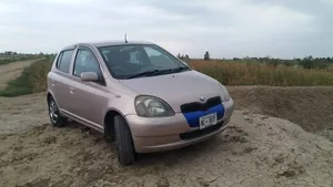 Toyota Vitz 2000 for Sale