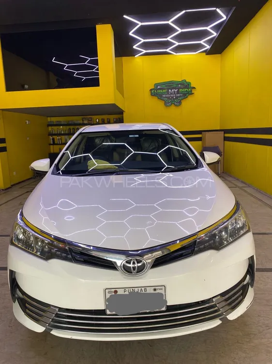 Toyota Corolla 2020 for Sale in Lahore Image-1