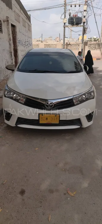 Toyota Corolla 2015 for Sale in Karachi Image-1