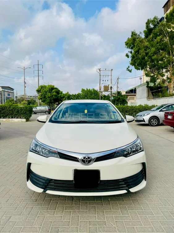 Toyota Corolla 2019 for Sale in Karachi Image-1