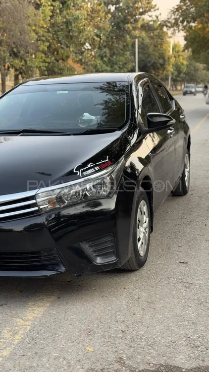 Toyota Corolla 2015 for Sale in Lahore Image-1
