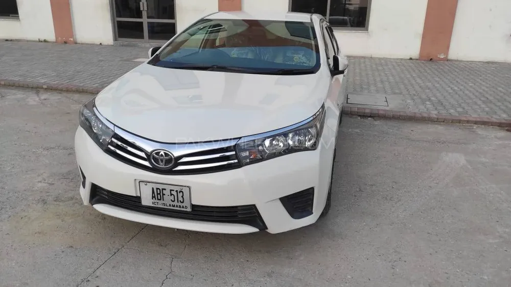 Toyota Corolla 2016 for Sale in Islamabad Image-1