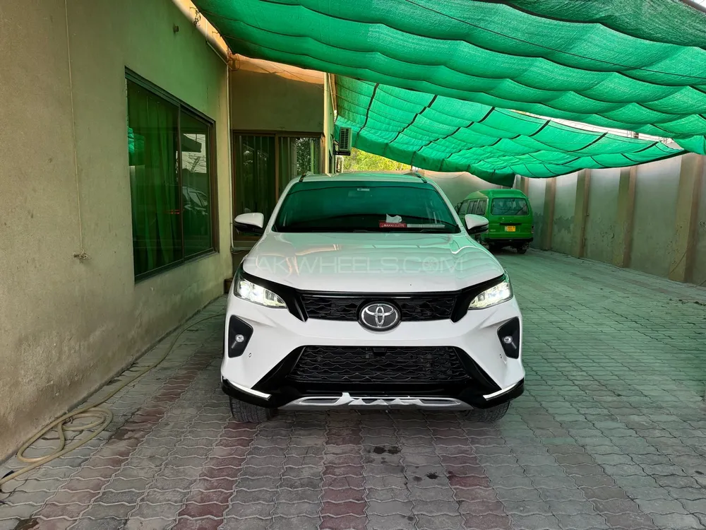 Toyota Fortuner 2022 for Sale in Lahore Image-1