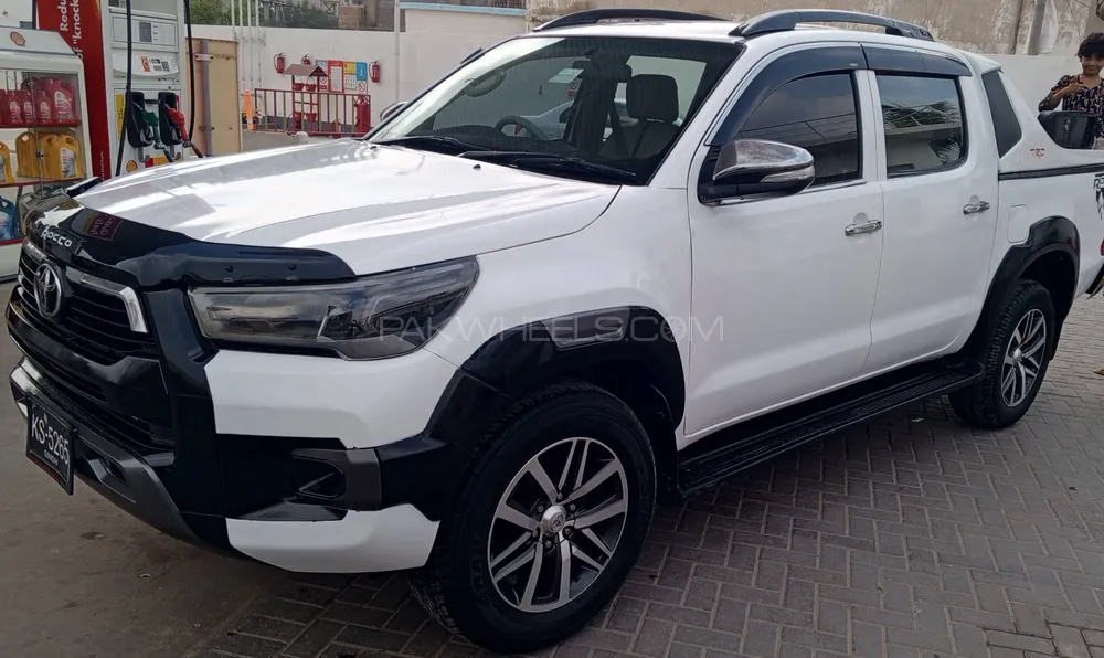 ٹویوٹا ہائیلکس 2010 for Sale in کراچی Image-1