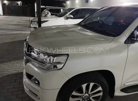 Toyota Land Cruiser 2016 for Sale in Islamabad Image-1