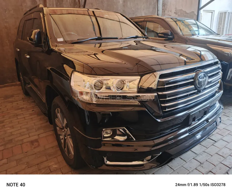 Toyota Land Cruiser 2019 for Sale in Lahore Image-1