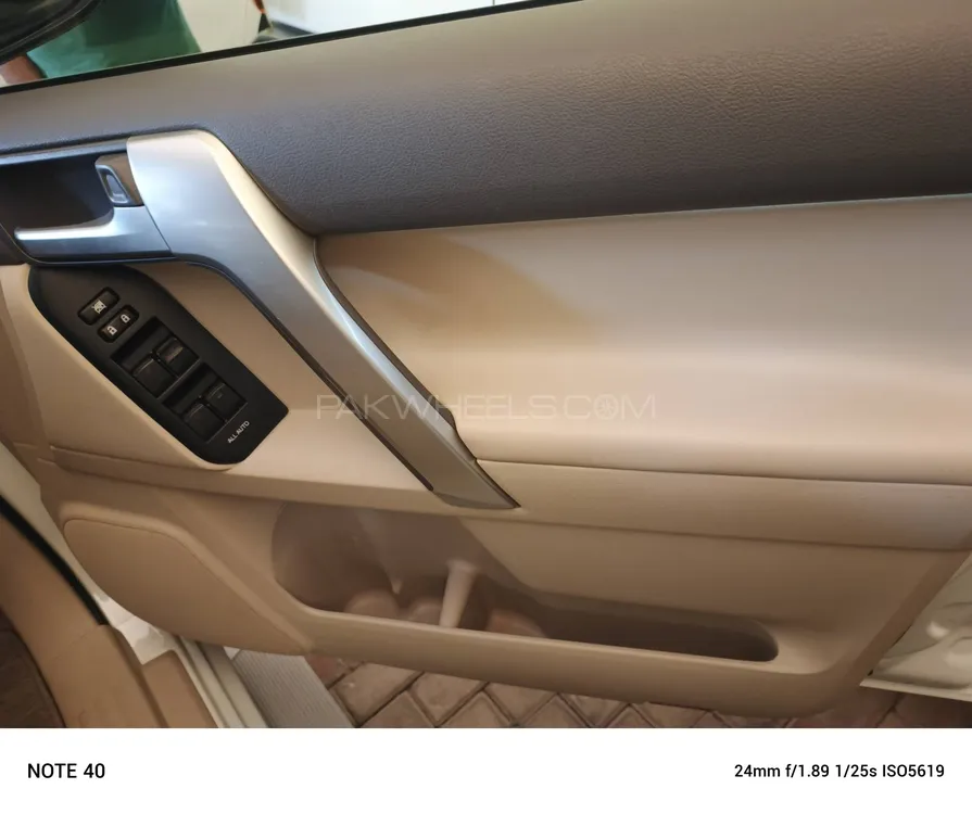 Toyota Prado 2020 for Sale in Lahore Toyota Prado 2020 for Sale in Lahore Image-5