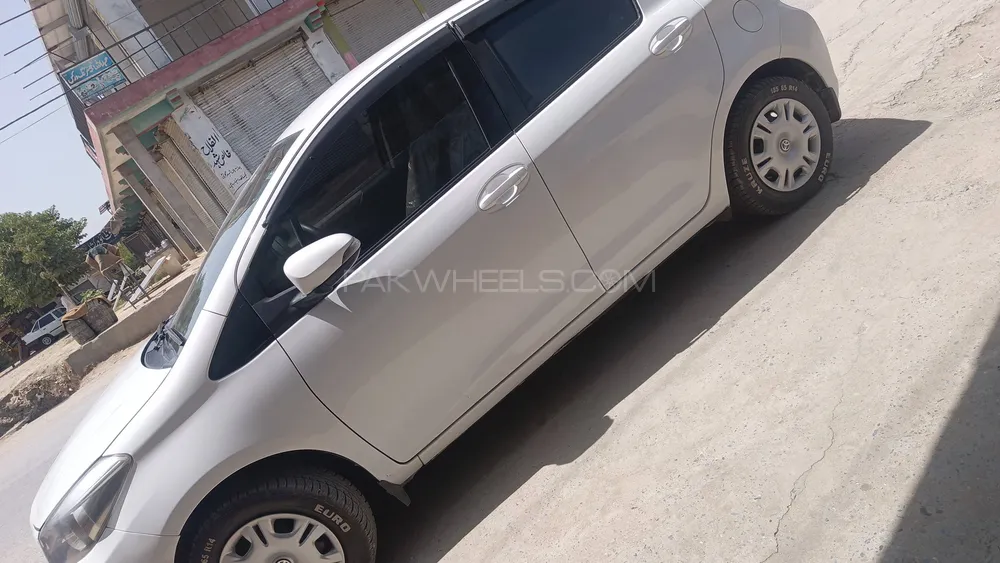 Toyota Vitz 2013 for Sale in Charsadda Image-1