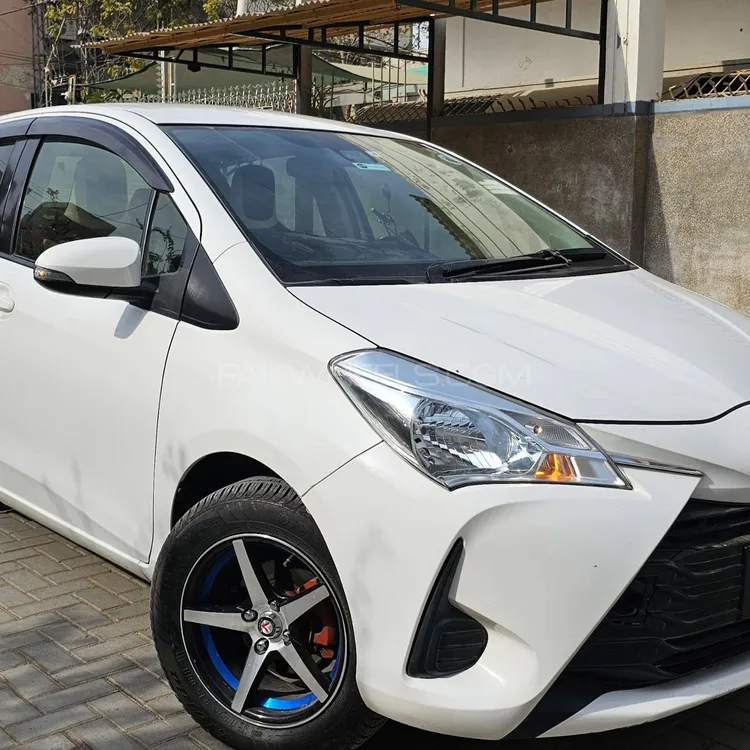Toyota Vitz 2020 for Sale in Hyderabad Image-1