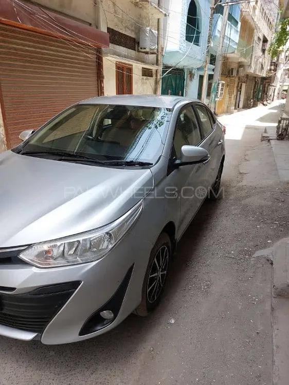 Toyota Yaris Sedan 2021 for Sale in Lahore Image-1