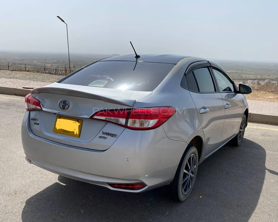 Toyota Yaris Sedan 2021 for Sale in Karachi Image-1