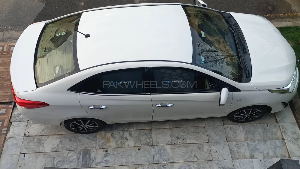 Toyota Yaris Sedan 2021 for Sale in Lahore Image-1