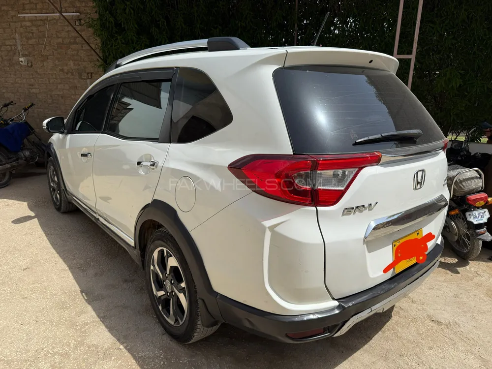 Honda BR-V 2017 for Sale in Hyderabad Image-1