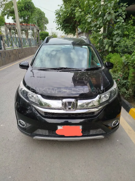 Honda BR-V 2017 for Sale in Islamabad Image-1