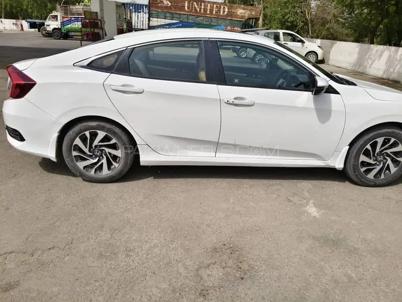 Honda City 2018 for Sale in Lahore Image-1