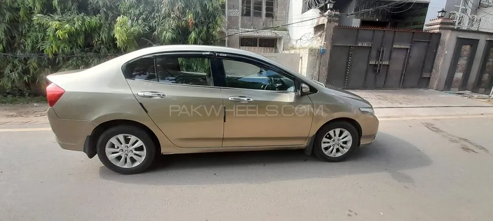 Honda City 2014 for Sale in Lahore Image-1
