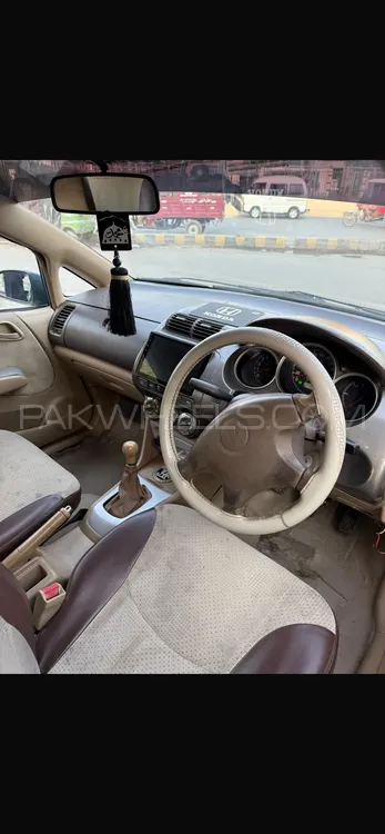 Honda City 2004 for Sale in Lahore Image-1