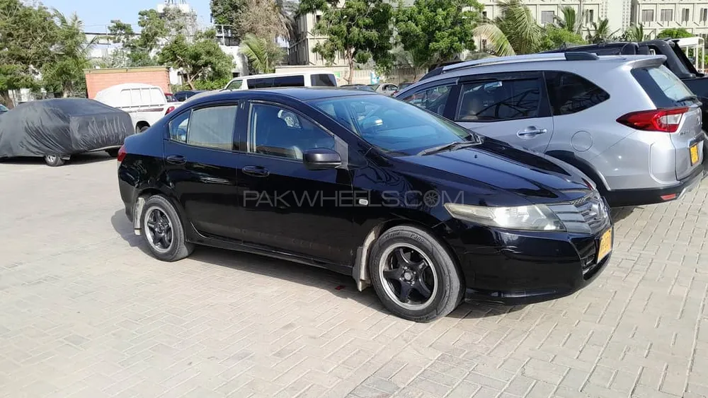 Honda City 2011 for Sale in Karachi Image-1