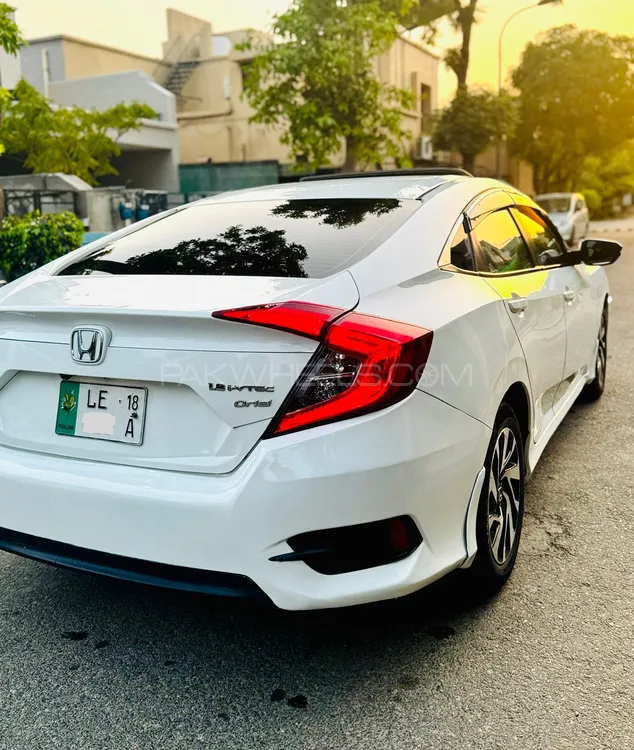 ہونڈا سوک 2018 for Sale in لاہور Image-1