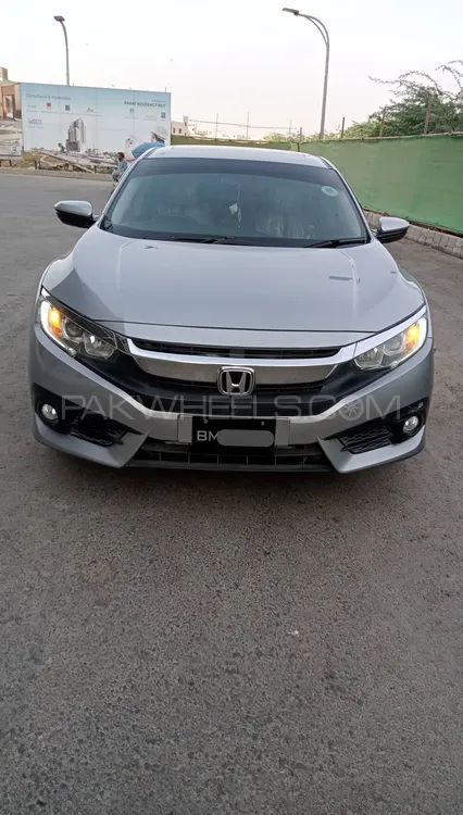 Honda Civic 2018 for Sale in Karachi Image-1