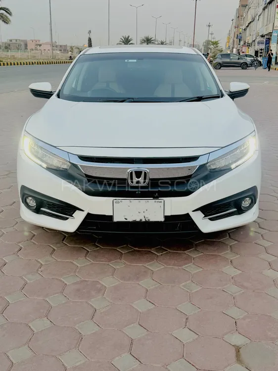 Honda Civic 2020 for Sale in Lahore Image-1