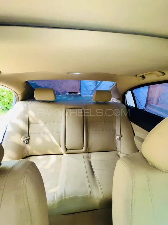 Honda Civic 2009 for Sale in Multan Honda Civic 2009 for Sale in Multan Image-5