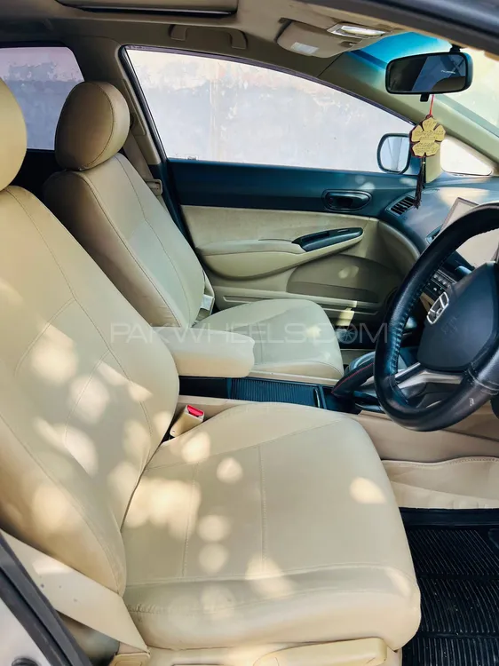 Honda Civic 2009 for Sale in Multan Honda Civic 2009 for Sale in Multan Image-10