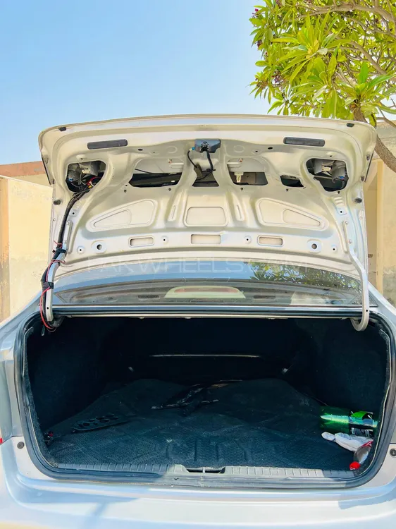 Honda Civic 2009 for Sale in Multan Honda Civic 2009 for Sale in Multan Image-11