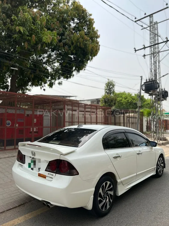 Honda Civic 2010 for Sale in Kabirwala Image-1