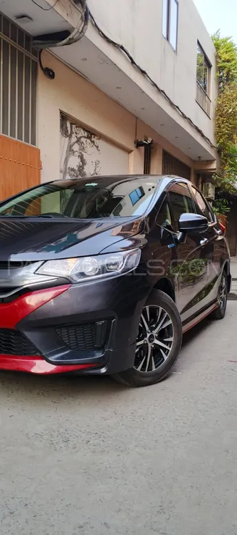Honda Fit 2015 for Sale in Lahore Image-1
