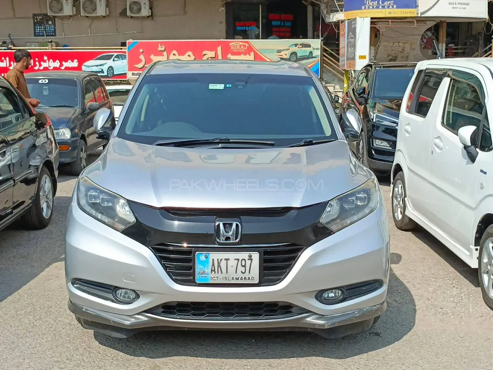 Honda Vezel 2014 for Sale in Islamabad Image-1