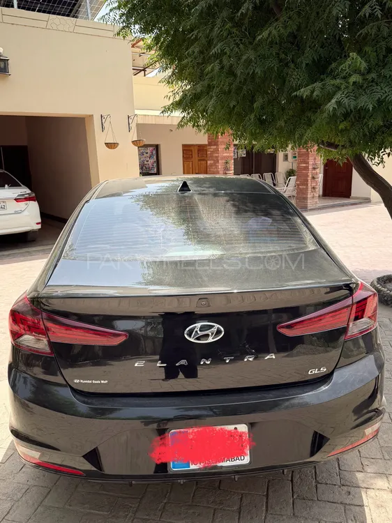 Hyundai Elantra 2021 for Sale in Multan Image-1