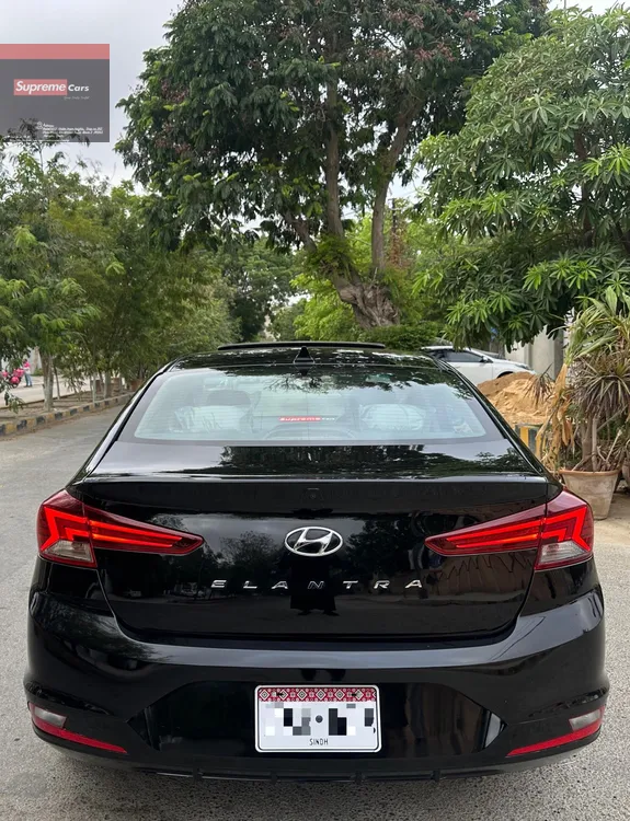 Hyundai Elantra 2022 for Sale in Karachi Image-1