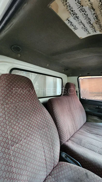 Hyundai H-100 2006 for Sale in Muzaffar Gargh Image-1