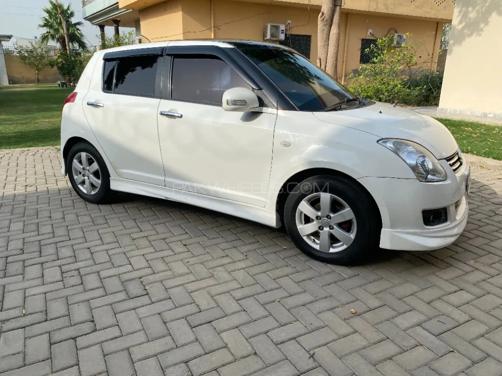 Suzuki Swift 2014 for Sale in Lahore Image-1