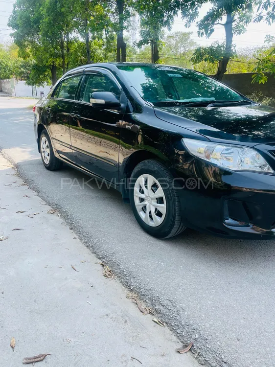 Toyota Corolla 2011 for Sale in Islamabad Image-1